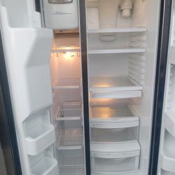 Refrigerator 33"