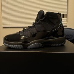 Jordan 11 Gammas Size 10