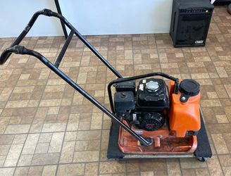 Multiquip Plate Compactor MVC82VHW