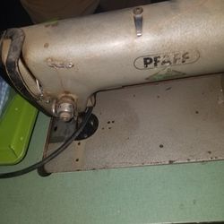 Pfaff Sewin Machine