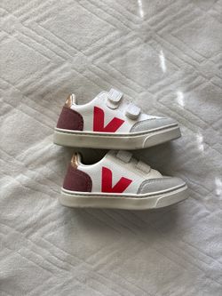 Veja shoes for toddler