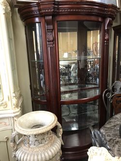 Beautiful Nice China Hutch 