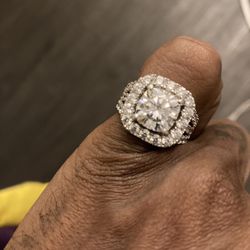 Moissanite Ring