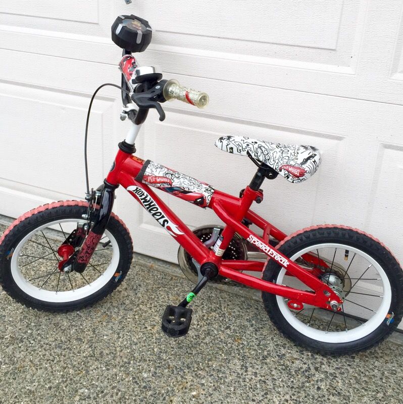 Boys' 14 Inch Hot Wheels Bike with Rev Grip for Sale in Bothell, WA