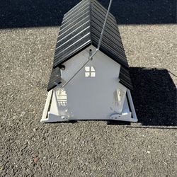 Bird feeder