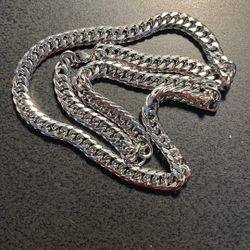 Valentine Day- 8mm X 22” Cuban Stainless Steel Chain
