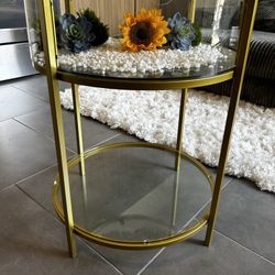 Gold end table with Atrium Feature