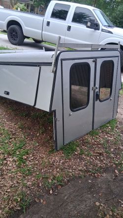 Camper