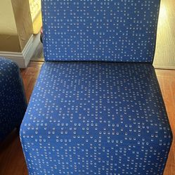 5 decorative chairs for office or lobby