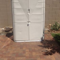 Rubbermaid Storage Shed 6'x4' 