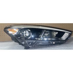 2016-2018 HYUNDAI TUCSON FRONT RIGHT PASSENGER SIDE HEADLIGHT LAMP LIGHT OEM 