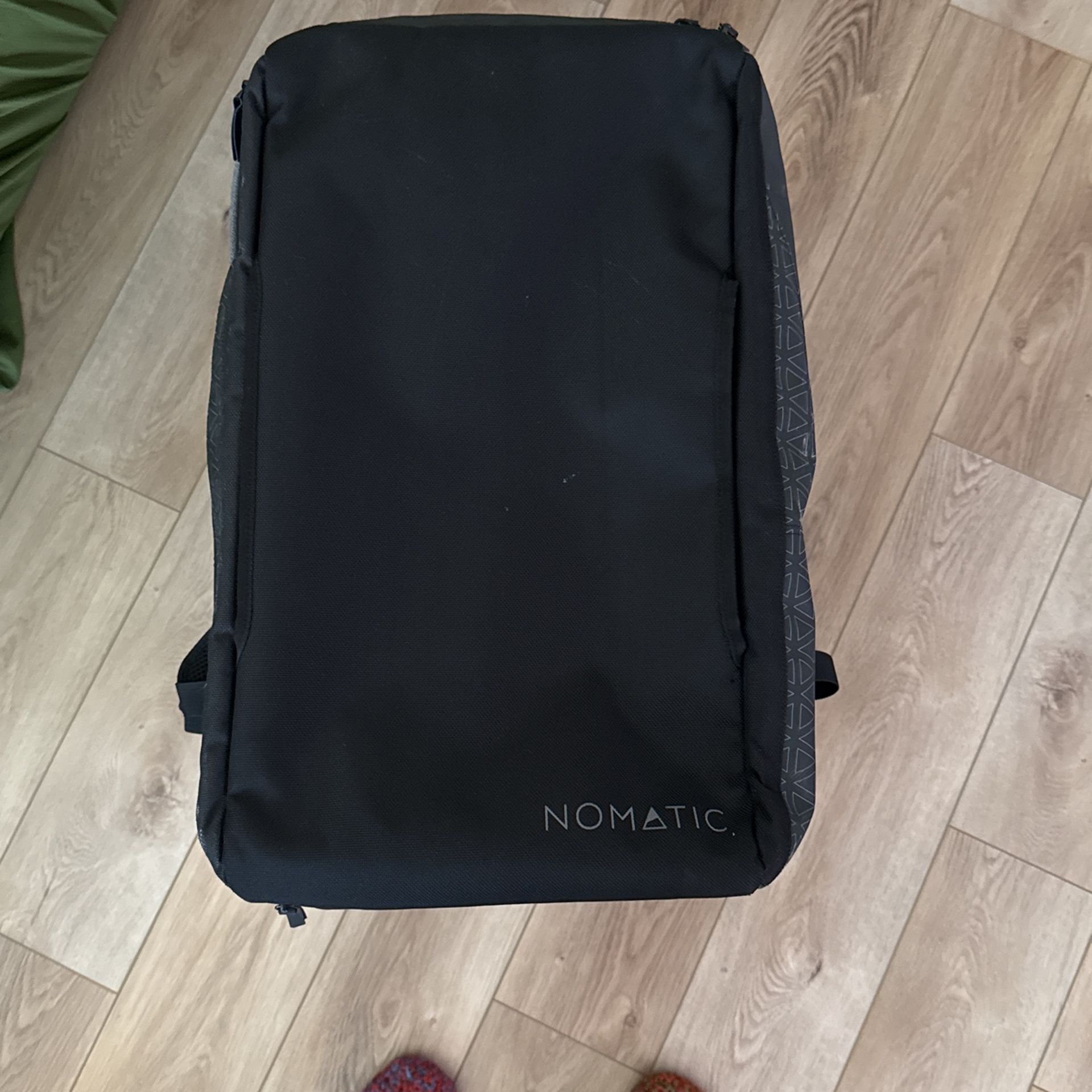 Nomadic 40L Backpack Theft proof Features Used Once