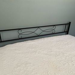 Queen Bed