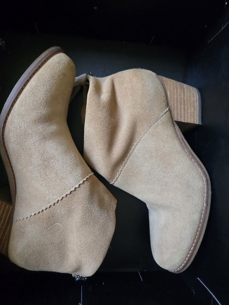 Toms Ankle Boots Size 7