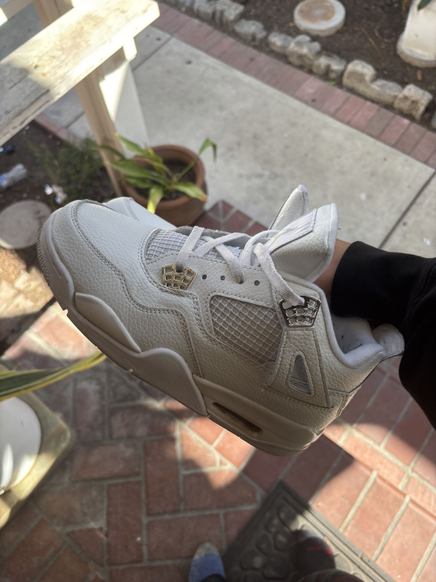 Jordan 4 Pure Money