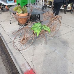 Heavy Metal Planter Bike