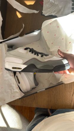 Air Jordan 4 RM -Size 11 - BRAND NEW
