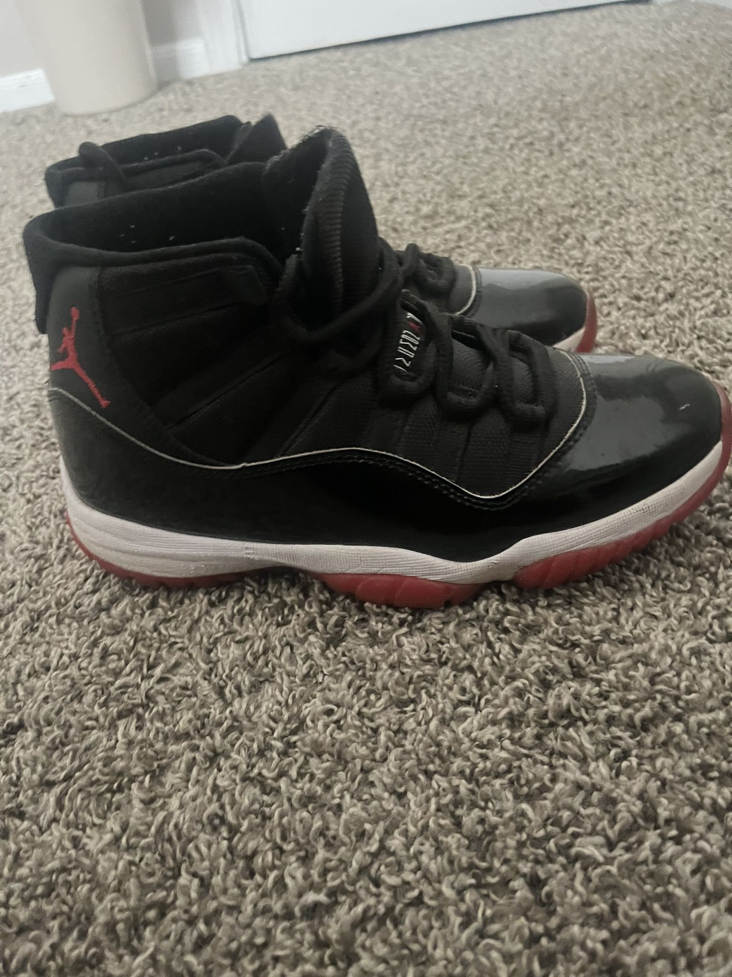 Jordan 11s