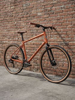 NEW 2026 LARGE MARIN KENTFIELD 1 ORANGE 7 SPEED COMFORT FITNESS HYBRID BIKE
