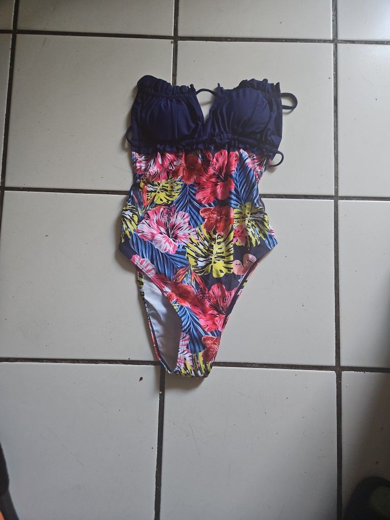 Bikini Size :s/m