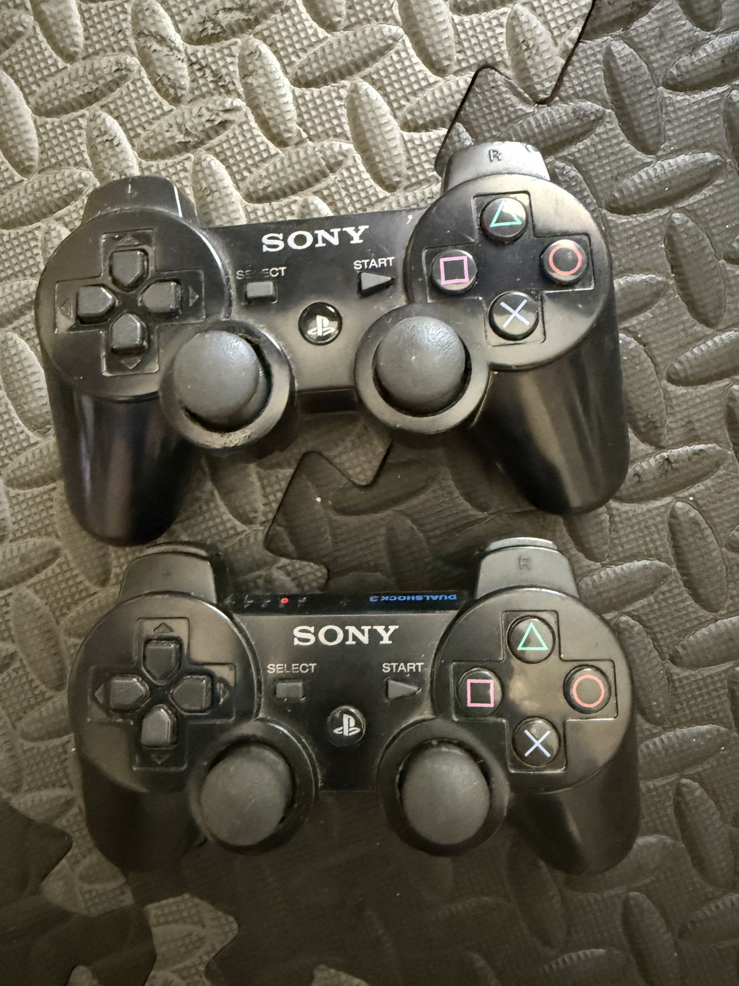 2 Genuine / Authentic Sony Playstation 3 PS3 Controllers DualShock 3 Sixaxis Black