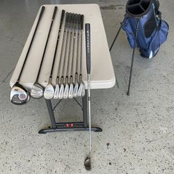 Golf Clubs 