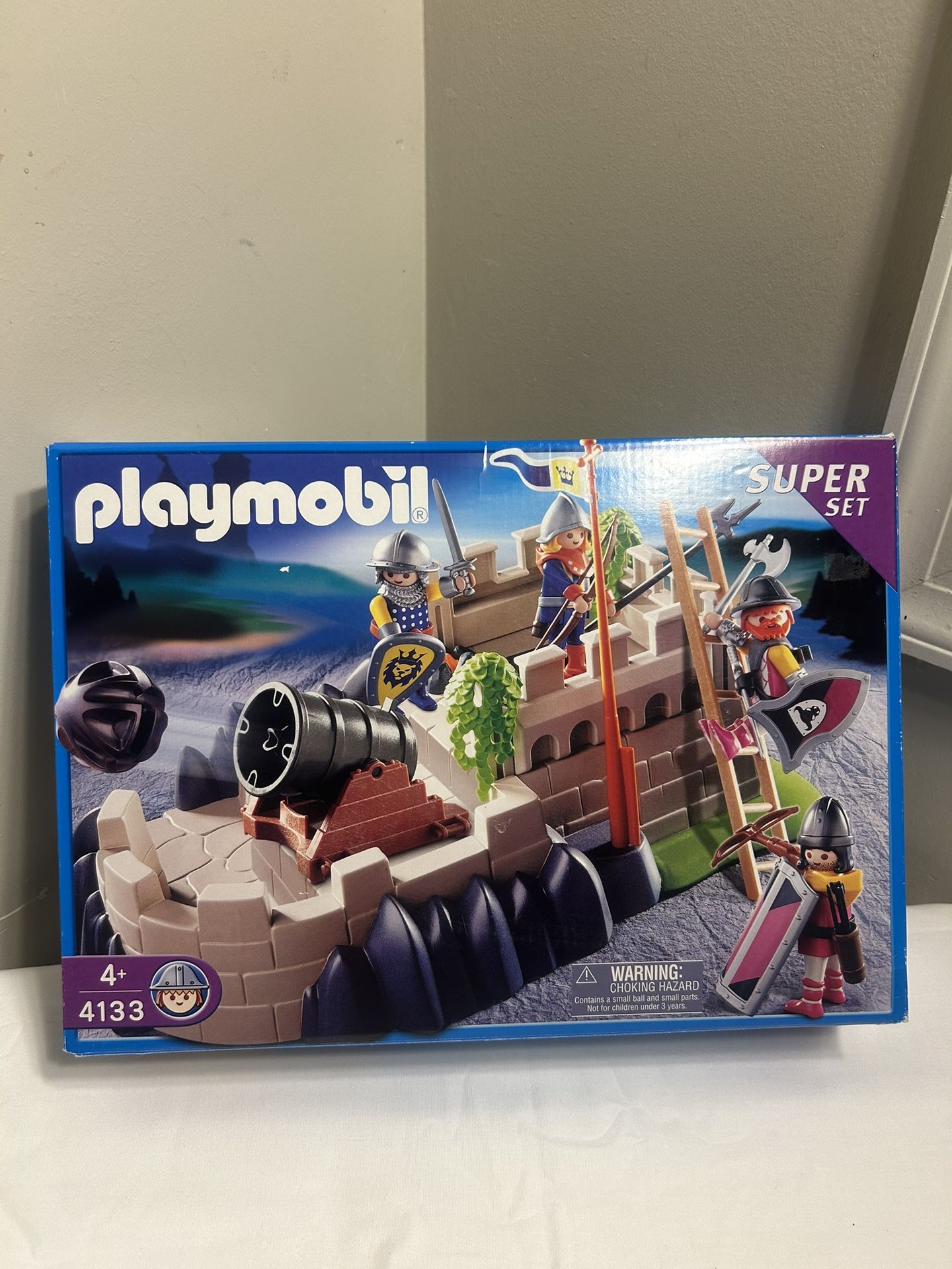 PLAYMOBIL 4133 Knights Super Set Lion Barbarian Figures Tower Defense Cannon Opened Box 