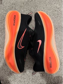 Nike Vomero Plus Women’s size 8.5