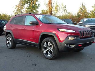 Pre Owned 2014 Jeep Cherokee Trailhawk