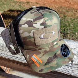 Oakley Multicam 110 Snapback Hat