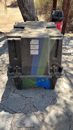 Large Heavy-Duty Plastic Storage Case