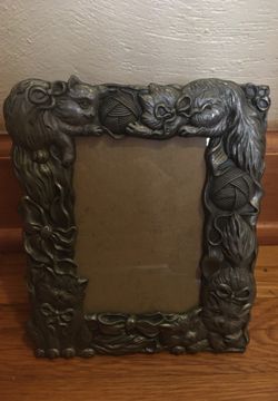 4x6 KITTENS PLAYING WITH YARN PICTURE FRAME