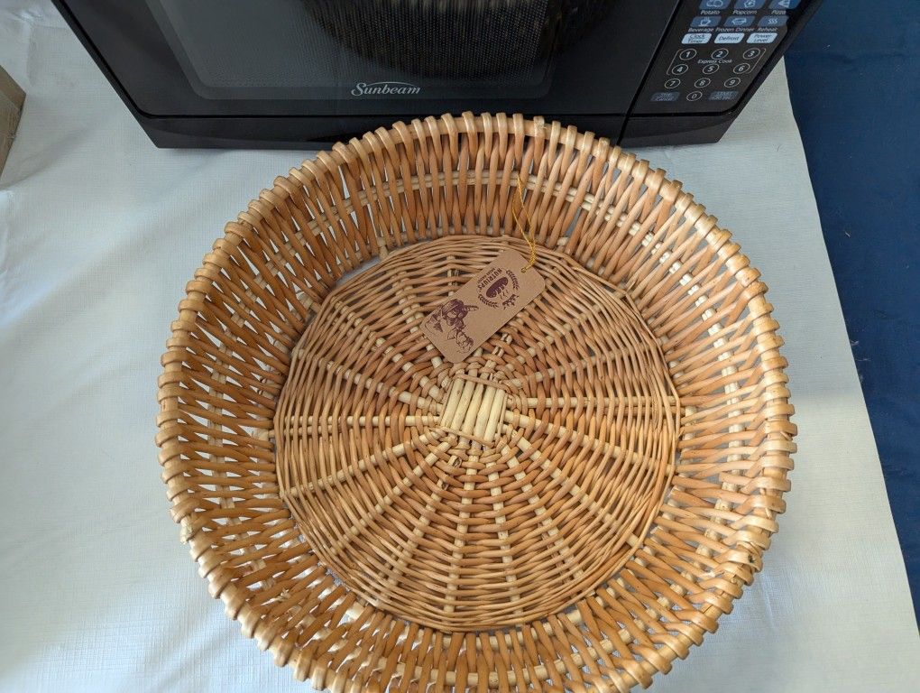 New Natural Wicker Bread Basket