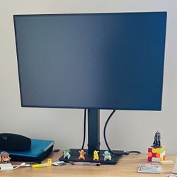 Lenovo 27” Monitor