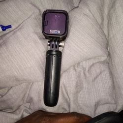 GoPro Hero Session With Tripod New