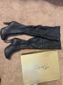Thalia Sodi Black Over-the-Knee Boots - Women's Size 6.5