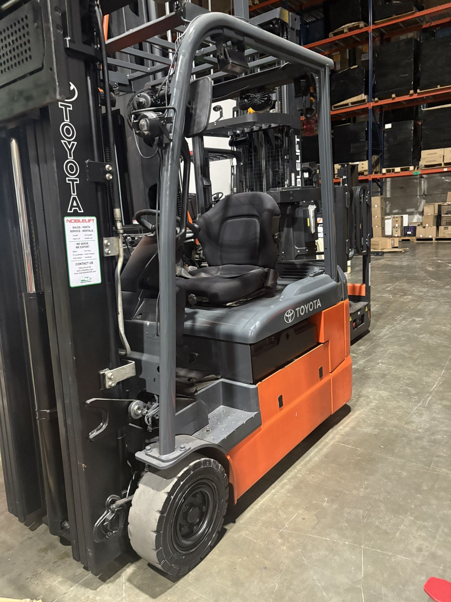 Electric Forklift