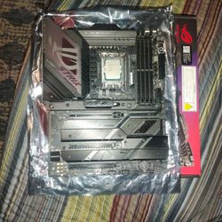 Intel i9-14900k CPU and Asus Rog Strix Z790e Gaming Wifi Motherboard  DDR5 