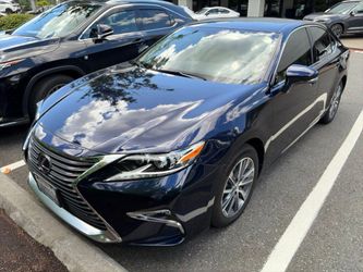 2018 Lexus ES 300h
