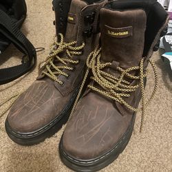 Tarik Crazy Horse Leather Utility Boots Dr. Martens