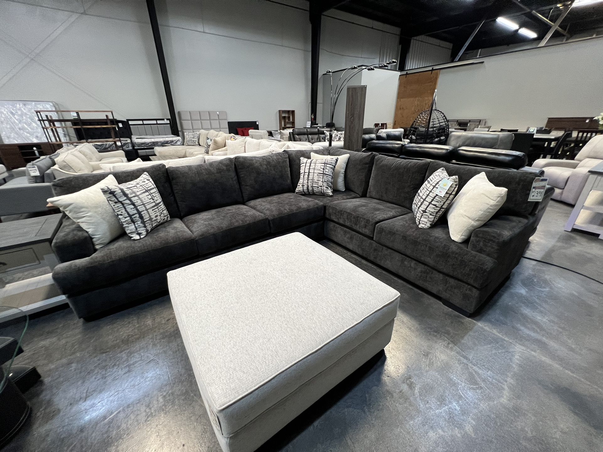 2pc Gray Sectional