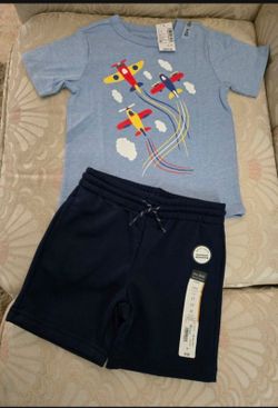 Boy's Shorts And Tee Set Sizes 3T and 4T Availables.