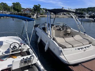 2015 Bayliner 215db