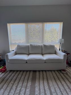 Ivory Slipcovered 3 Seat Sofa