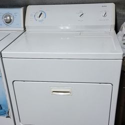 Secadora De Gas Kenmore Heavy Duty Con Garantía Lusiendo Y Trabajando Exelente $250