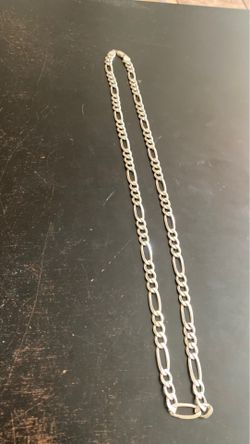 Silver chain open box