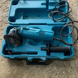 Makita Grinder