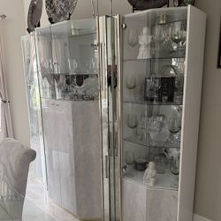Elegant Glass Display Cabinet With Mirrored Accents 