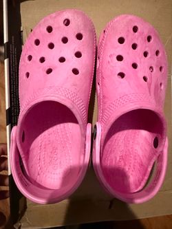 Girl crocs