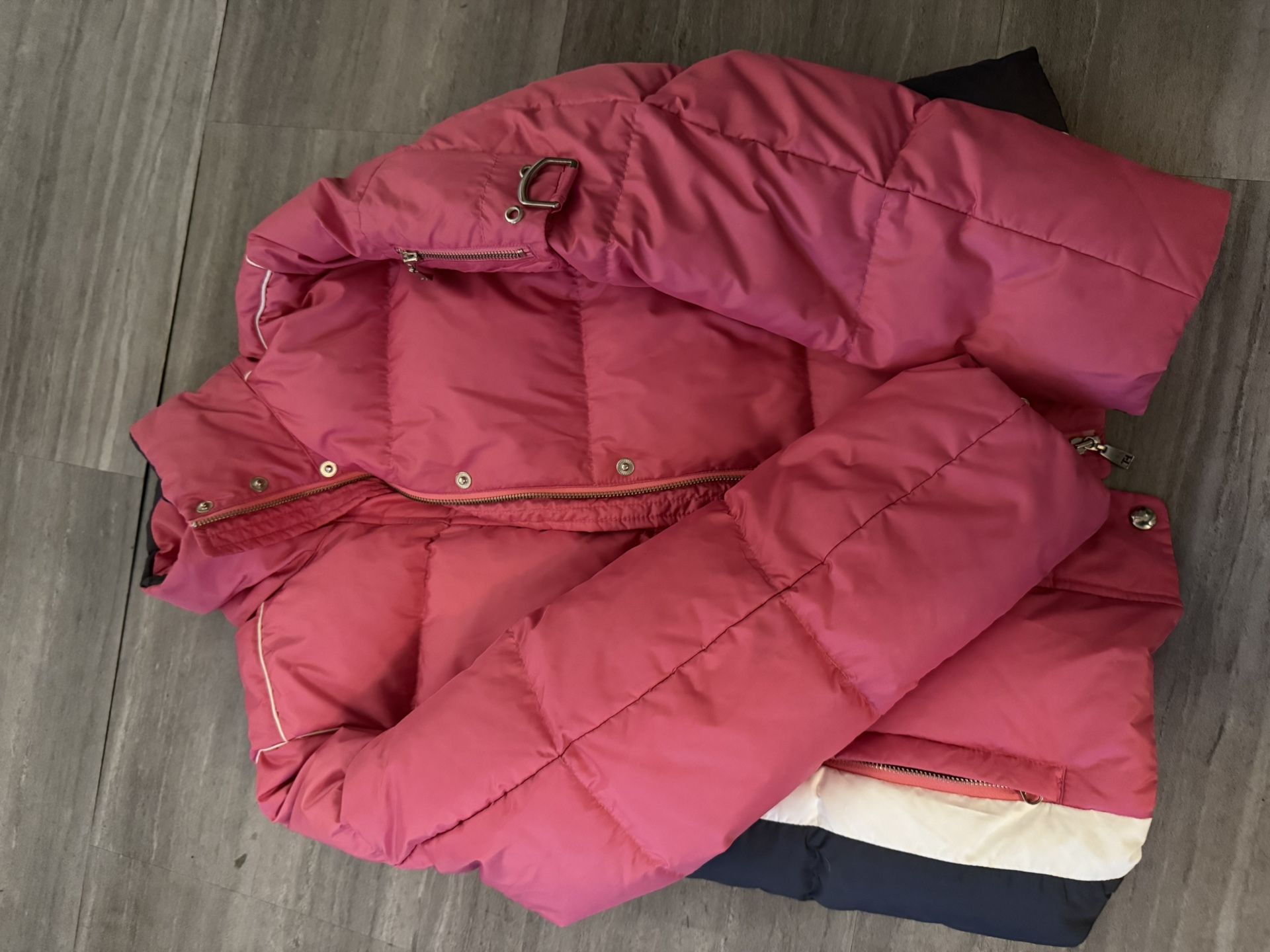 Women’s Jacket (Size M)